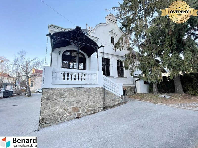 PREŠOV-ŠIRŠIE CENTRUM,POLYFUNKČNÁ BUDOVA,VL.PARKOVISKO,UL.VAJANSKÉHO