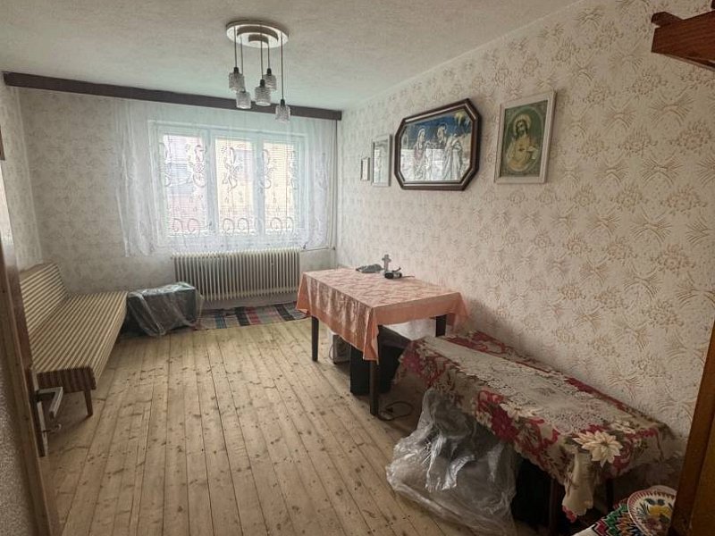 NA PREDAJ RODINNÝ DOM V OBCI JAKUBANY