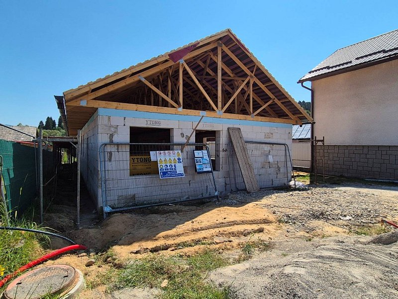 2 RODINNÉ DOMY, 4 IZBY, 80m2, ORLOV 