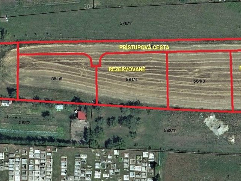 NA PREDAJ 4 PARCELY, obec JAKUBOVANY, okr. SABINOV. 