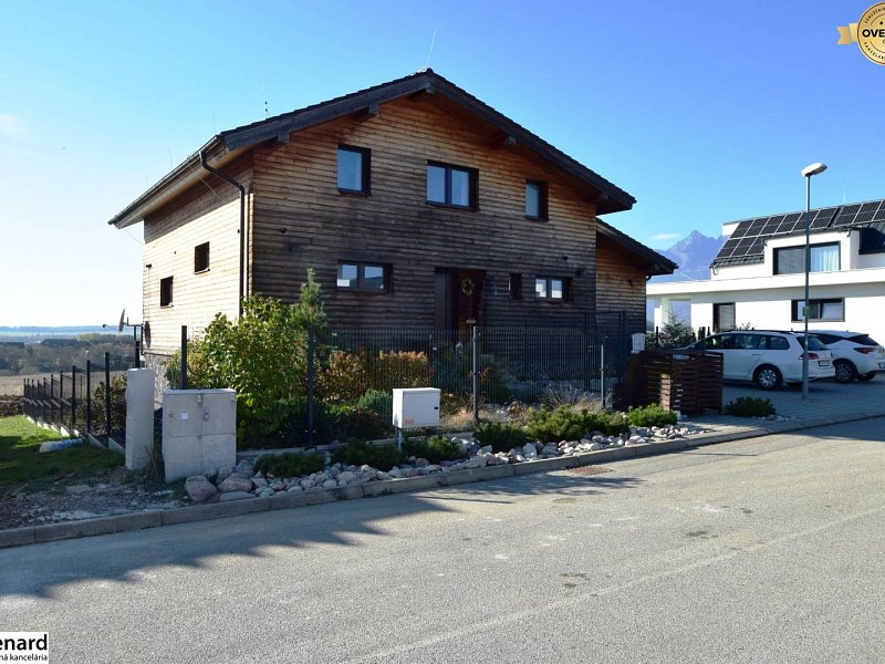 MODERNÝ 5 IZBOVÝ RODINNÝ DOM, KRÁSNY VÝHĽAD, VEĽKÁ LOMNICA;