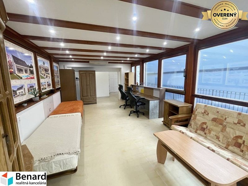 PREŠOV- CENTRUM, NA PRENÁJOM  APARTMÁN-KANCELÁRIA,50m2