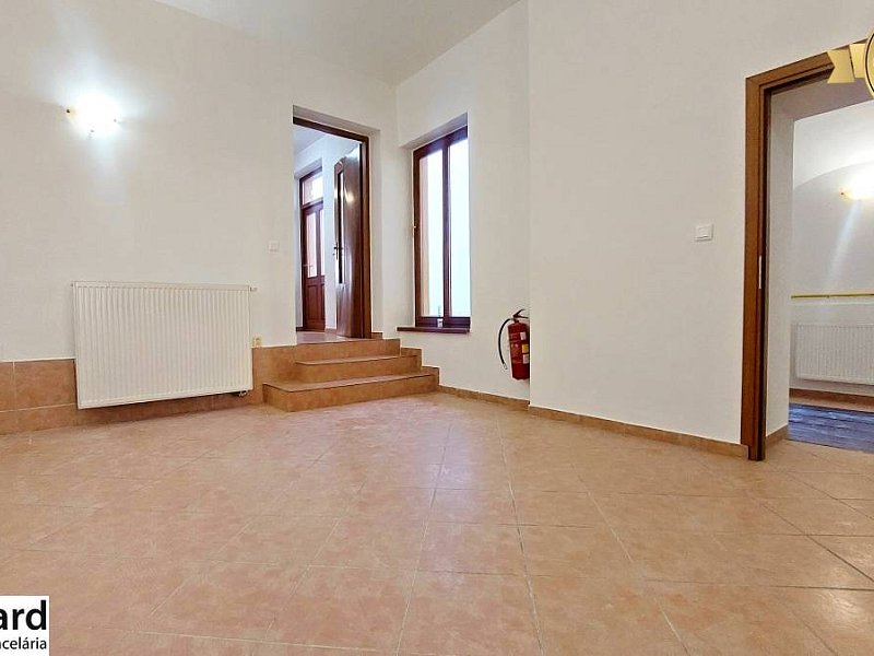 NA PRENÁJOM KANCELÁRSKE PRIESTORY na UL. SLOVENSKÁ, PREŠOV. 