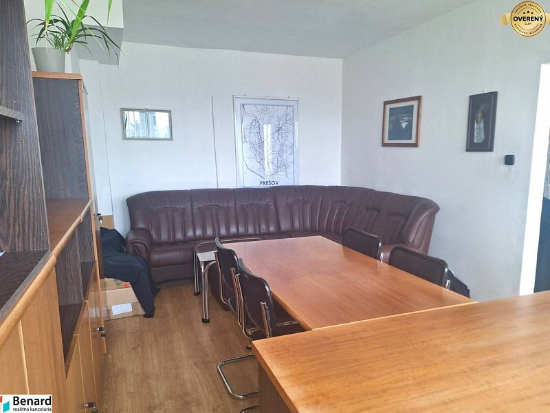 NA PRENÁJOM KANCELÁRSKY PRIESTOR, 40 M2, ŠIRŠIE CENTRUM PREŠOVA