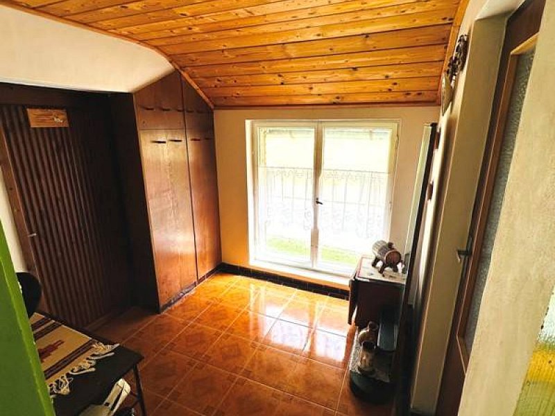 RODINNÝ DOM - CHALUPA NA POZEMKU 803 m2,  ČIRČ, OKR. S. ĽUBOVŇA