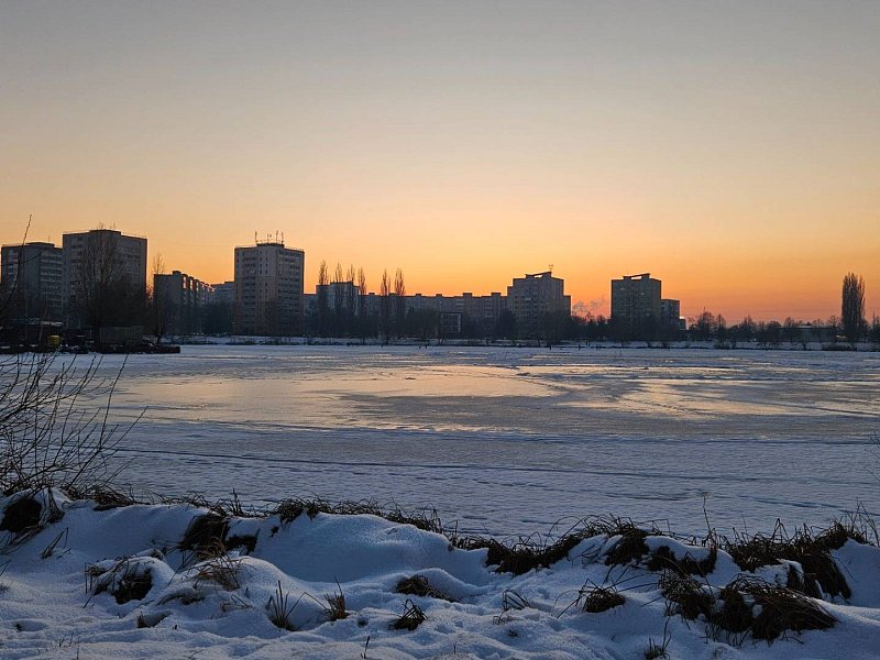 PRENAJATÉ:  2-izb. byt na prenájom v pred. časti - Nad jazerom