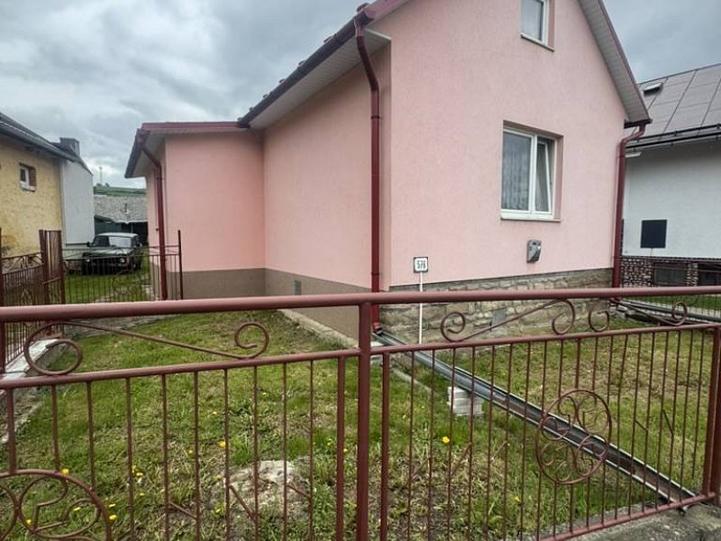 NA PREDAJ RODINNÝ DOM V OBCI NOVÁ ĽUBOVŇA