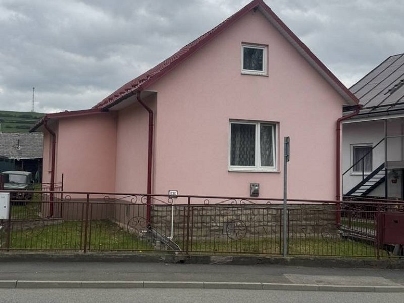 NA PREDAJ RODINNÝ DOM V OBCI NOVÁ ĽUBOVŇA