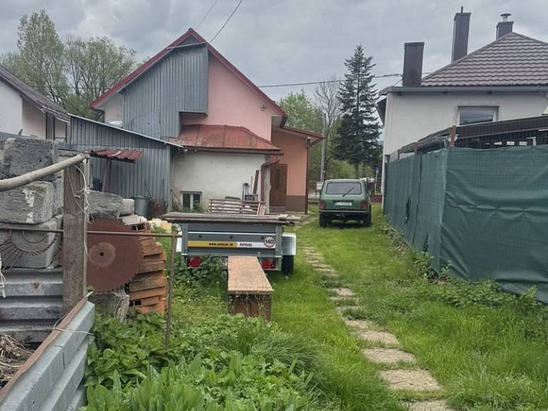 NA PREDAJ RODINNÝ DOM V OBCI NOVÁ ĽUBOVŇA