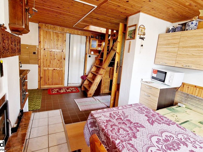  CHATA NA PREDAJ, BREŽANY, LEN 15 km OD PREŠOVA, 888m2 ZÁHRADA
