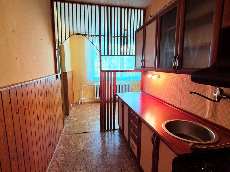 2 IZBOVÝ BYT S KUMBÁLOM, 3/3 POSCH., 62m2;