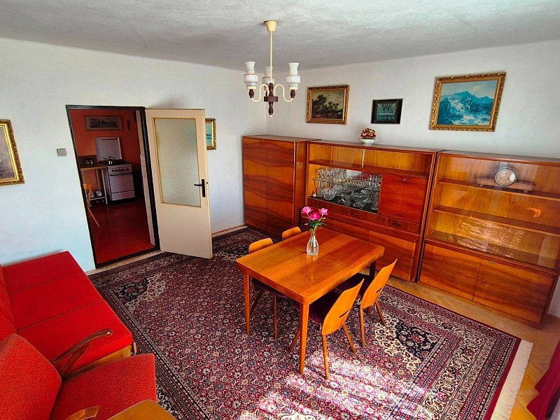 PRIESTRANNÝ 3 IZB. RODINNÝ DOM, PÔVODNÝ STAV, 787m2;