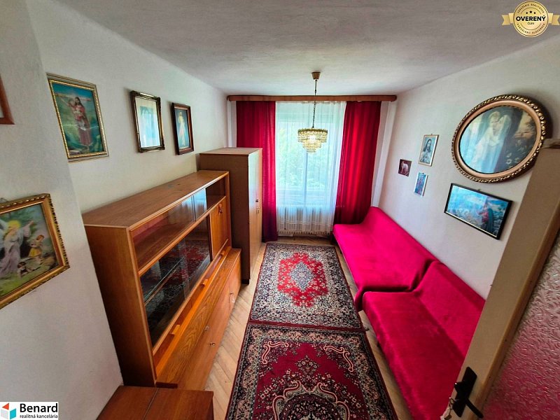 PRIESTRANNÝ 3 IZB. RODINNÝ DOM, PÔVODNÝ STAV, 787m2;