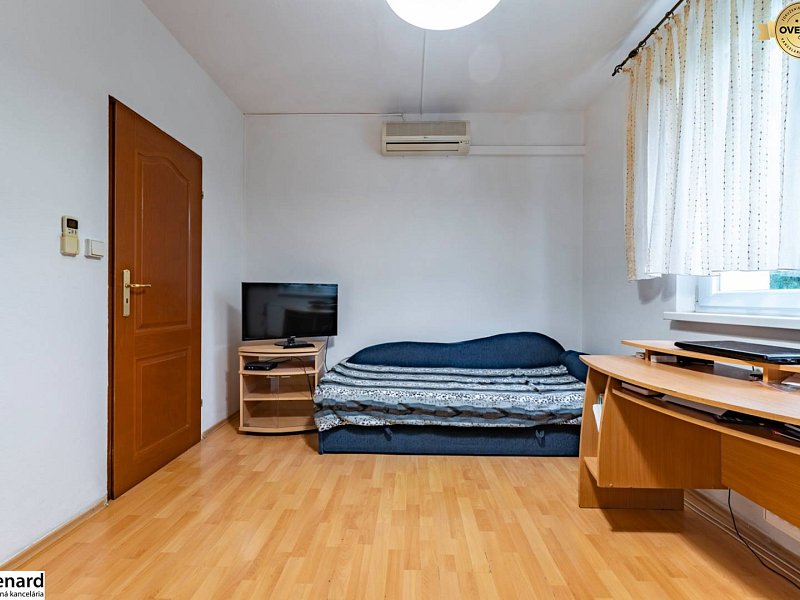 NA PREDAJ 3 IZB. BYT,VÝBORNA LOKALITA,SÍDLISKO III.,PO 