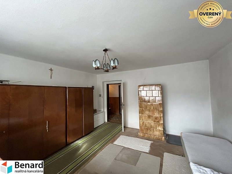 RODINNÝ DOM S VEĽKÝM POZEMKOM 3858m2, TULČÍK, OKR.PREŠOV