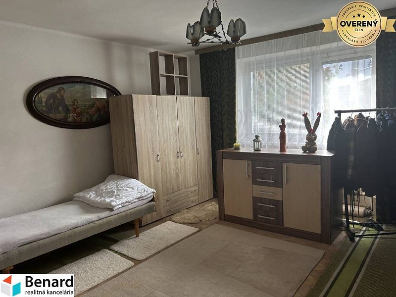 RODINNÝ DOM S VEĽKÝM POZEMKOM 3858m2, TULČÍK, OKR.PREŠOV