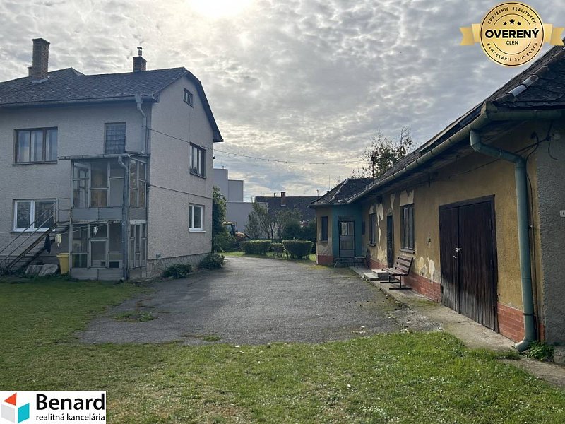 RODINNÝ DOM S VEĽKÝM POZEMKOM 3858m2, TULČÍK, OKR.PREŠOV