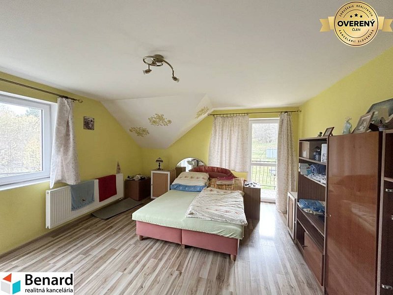 5- IZBOVÝ RODINNÝ DOM ,1354 m2, OKRUŽNÁ, OKR.PREŠOV