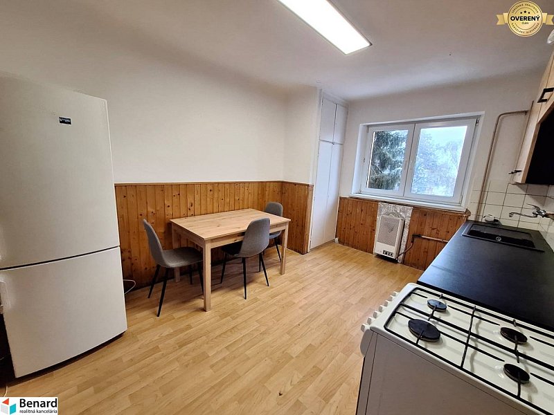 NOVINKA! TEHLOVÝ 2 IZBOVÝ BYT, BALKÓN, PREŠOV, ŠIRŠIE CENTRUM