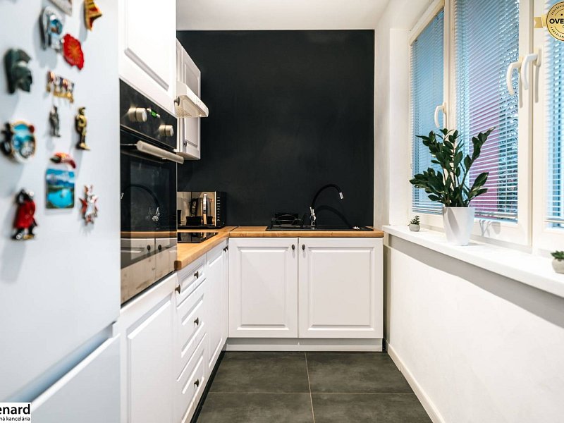 Na prenájom moderný 2-izbový byt 