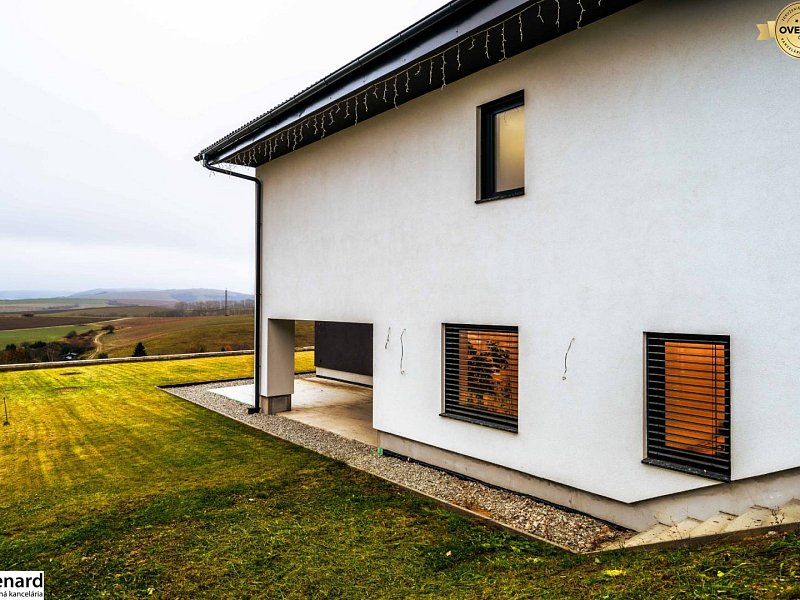 Na predaj luxusný rodinný dom na Šibeničnej hore