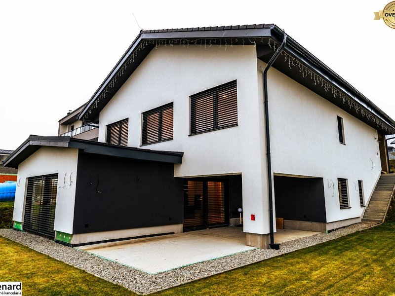 Na predaj luxusný rodinný dom na Šibeničnej hore