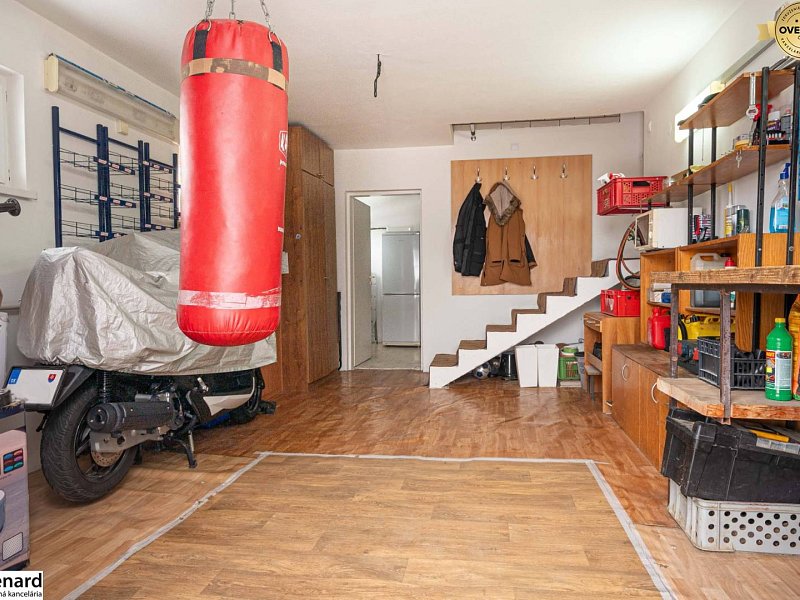 RODINNÝ DOM NA PREDAJ, POZEMOK 1014m2, SVINIA , OKR.PREŠOV