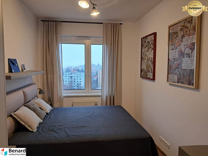 Na prenájom  exkluzívny, kompletne zariadený 4-izbový byt, Poprad