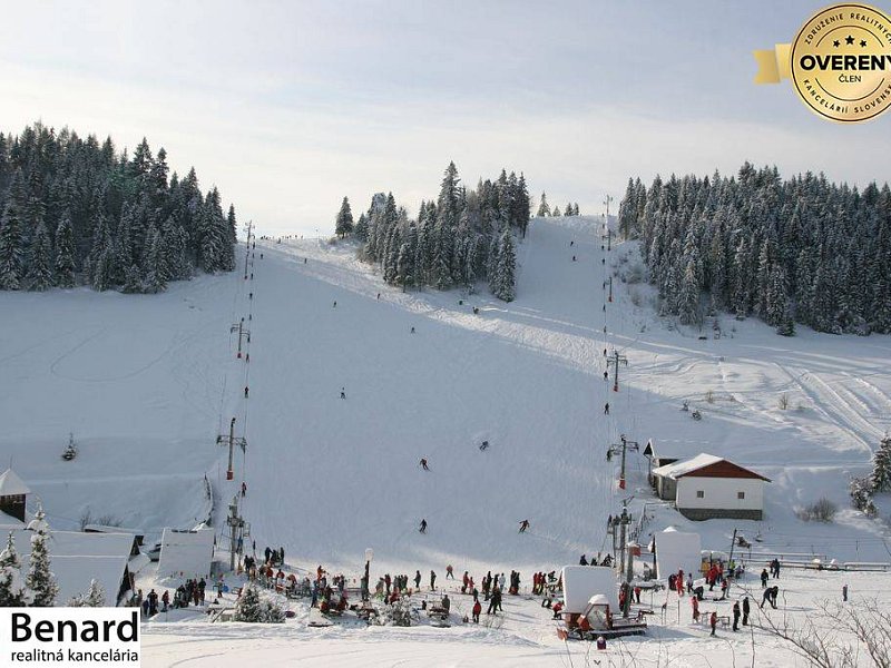 POZEMOK PRI LYŽIARSKOM SVAHU LITMANOVÁ