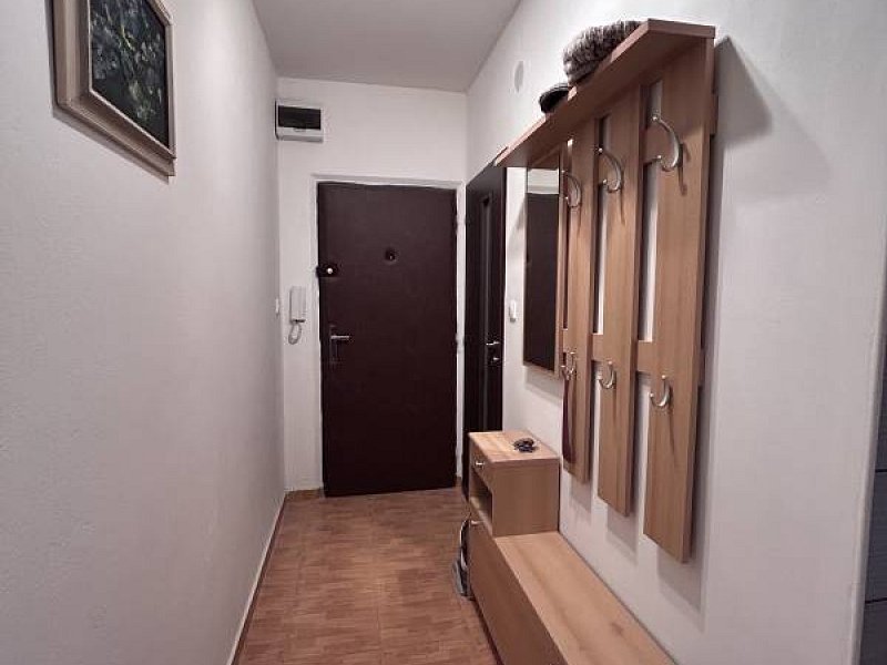 NA PRENÁJOM 2-IZBOVÝ BYT S BALKÓNOM,PREŠOV