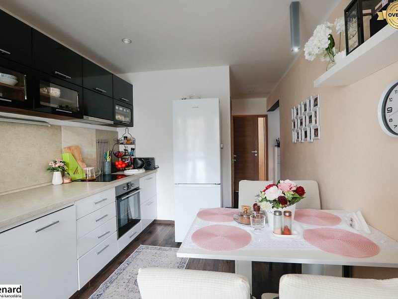 3 IZB. BYT, KOMPLET PREROBENÝ, ŽIADANÁ LOKALITA, Poprad - Západ