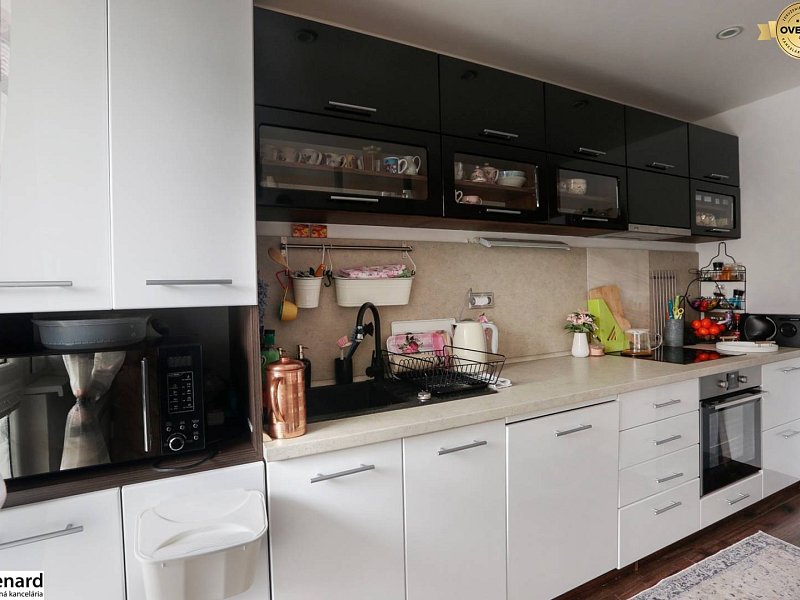 3 IZB. BYT, KOMPLET PREROBENÝ, ŽIADANÁ LOKALITA, Poprad - Západ