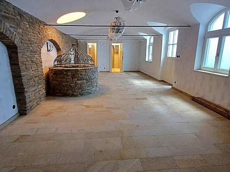 NA PRENÁJOM ZREKONŠTRUOVANÉ PRIESTORY, 137 m2, PREŠOV, SLOVENSKÁ UL