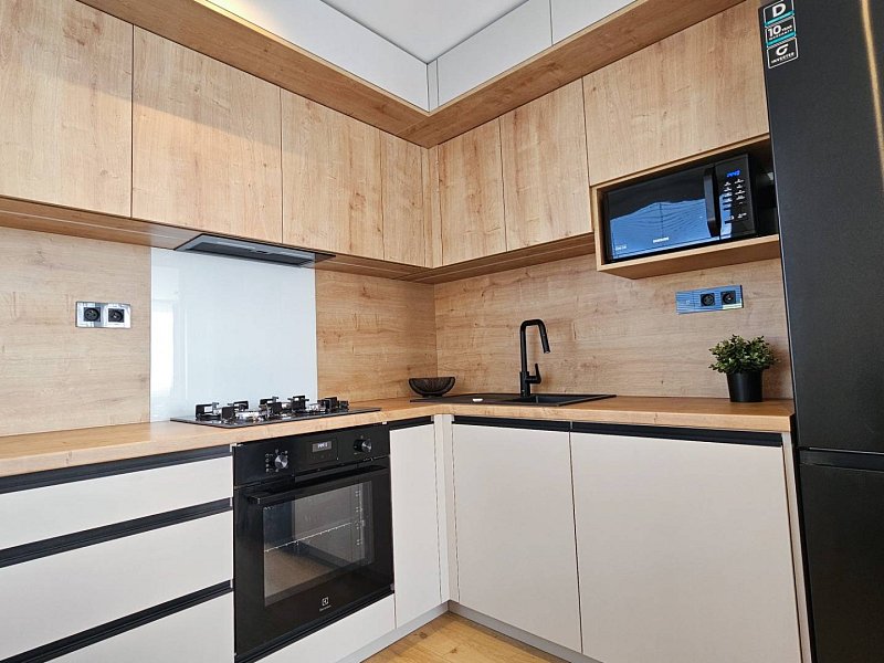 Nadštandardný 3 izbový byt pre náročných na prenájom -Terasa 