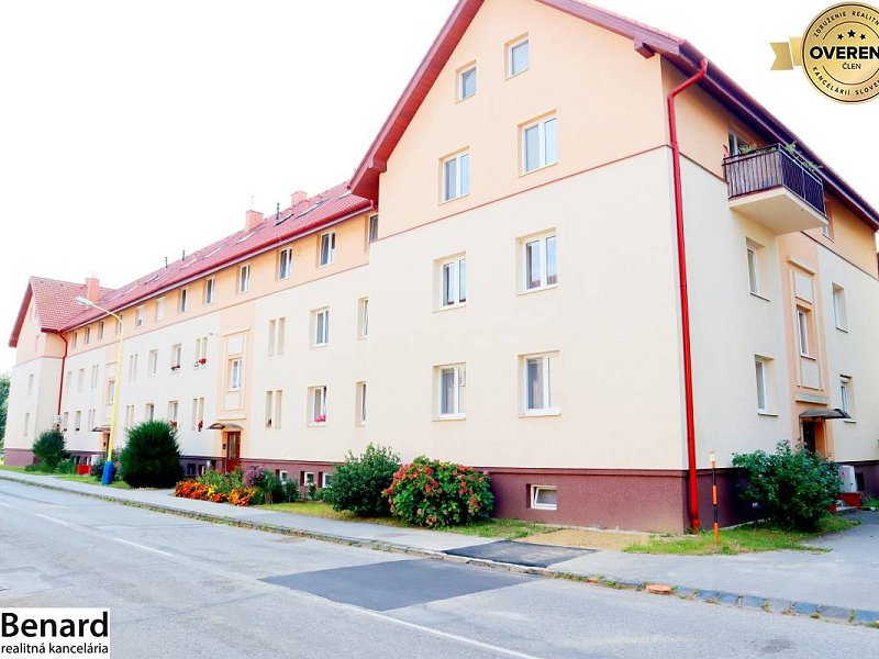 5 IZ.BYT NA PRENÁJOM,PREŠOV,KOMENSKÉHO,UŽŠIE CENTRUM