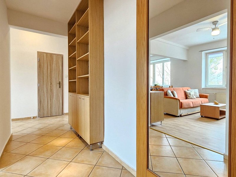 Svetlý 2  izbový byt na prenájom v skvelej lokalite KE - Sever