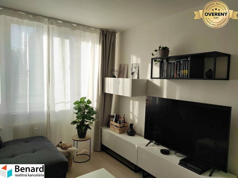 NA PREDAJ ŠTÝLOVÝ 2- IZBOVÝ BYT, 50m2, SÍDLISKO 2, PREŠOV