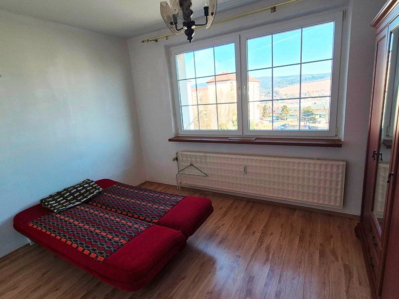 NA PRENÁJOM 1,5 IZBOVÝ, UL. MIEROVÁ