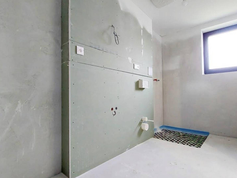 MODERNÝ 5 IZB.RODINNÝ DOM, CENTRUM POPRADU, s POZEMKOM 546 m2