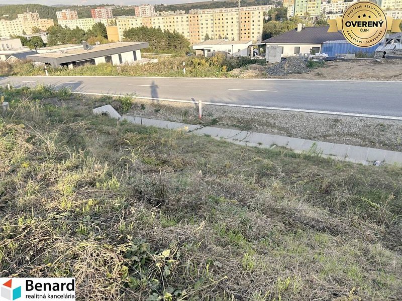  POZEMOK NA PREDAJ, 992 m2, KRÁĽOVA HORA - SÍDLISKO 3, PREŠOV