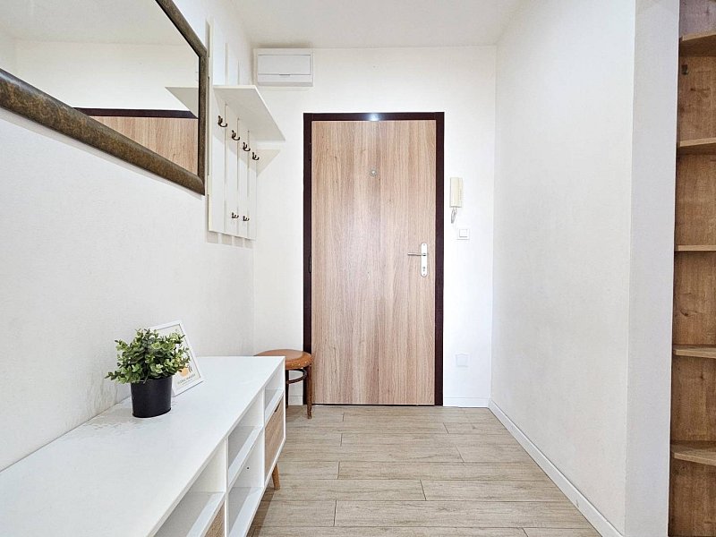 Na prenájom - 3 izbový byt v Starom Meste, ul, Karpatská 