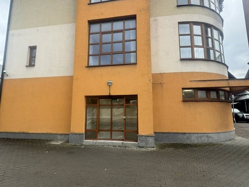 Obchodné priestory v centre mesta !!