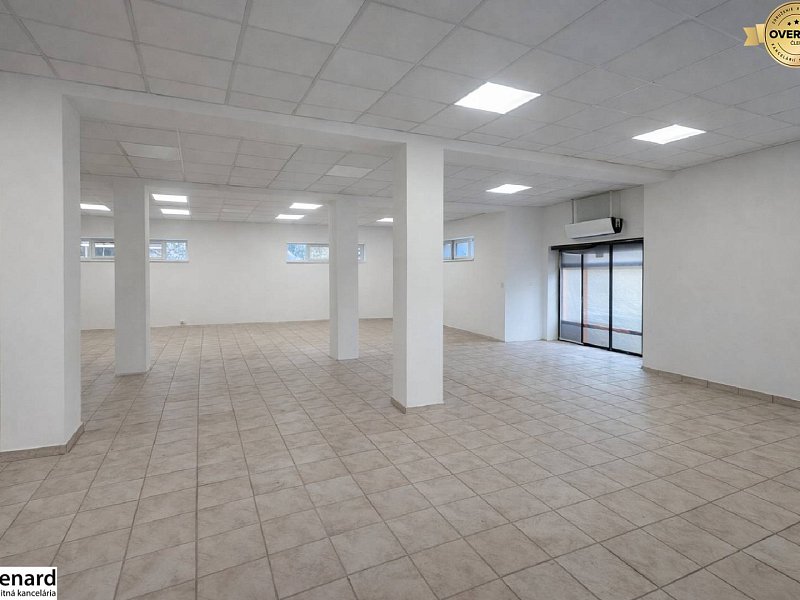 Obchodné priestory v centre mesta !!