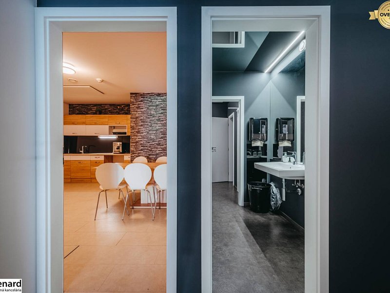 NA PRENÁJOM REPREZENTATÍVNE PRIESTORY 215,29 M2, STANICA – SOLIVARIA 