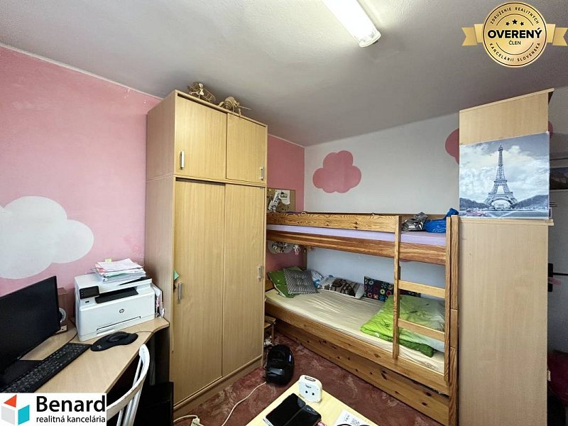 NA PREDAJ 3-IZBOVÝ BYT S LODŽIOU, 67m2, OKTÓBROVÁ ul,, PREŠOV