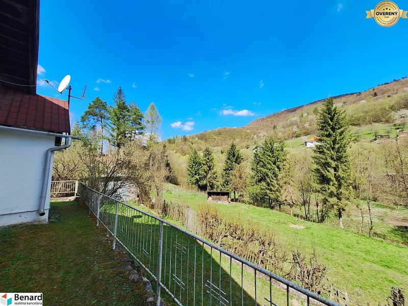 NA PREDAJ CHALUPA/RODINNÝ DOM, POZEMOK 15 ÁROV, GELNICA