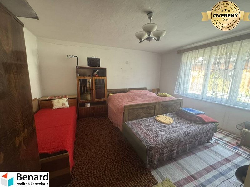 Chata/rodinný dom v obci Stráňany