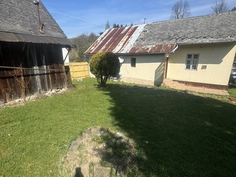 Chata/rodinný dom v obci Stráňany