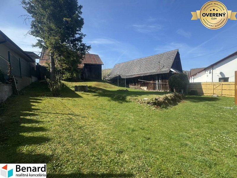 Chata/rodinný dom v obci Stráňany