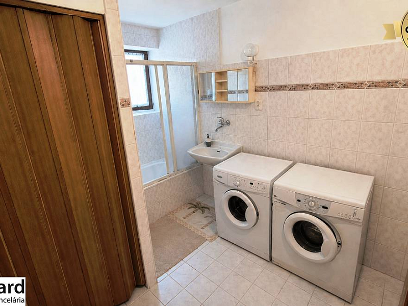 2 PODLAŽNÝ RODINNÝ DOM S PRÍSTAVBOU, 1064m2, JARABINA;